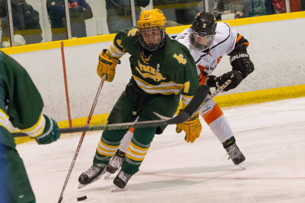 Lumen Christi vs Jackson United Hockey – Photo Gallery