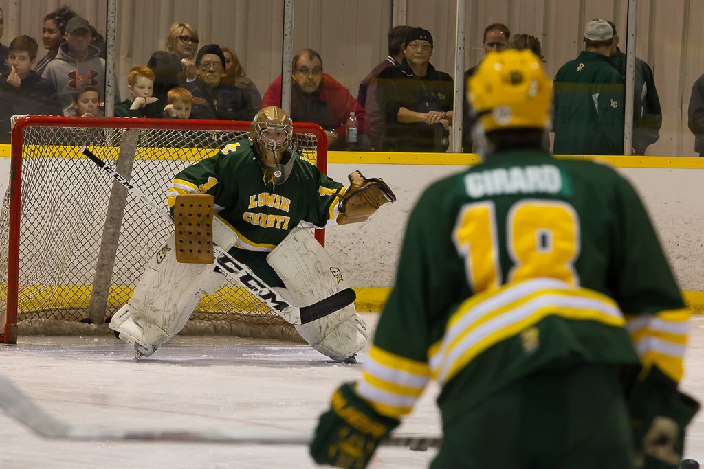 Lumen Hockey Team Seeking Upset and First Regional Title Since 2011