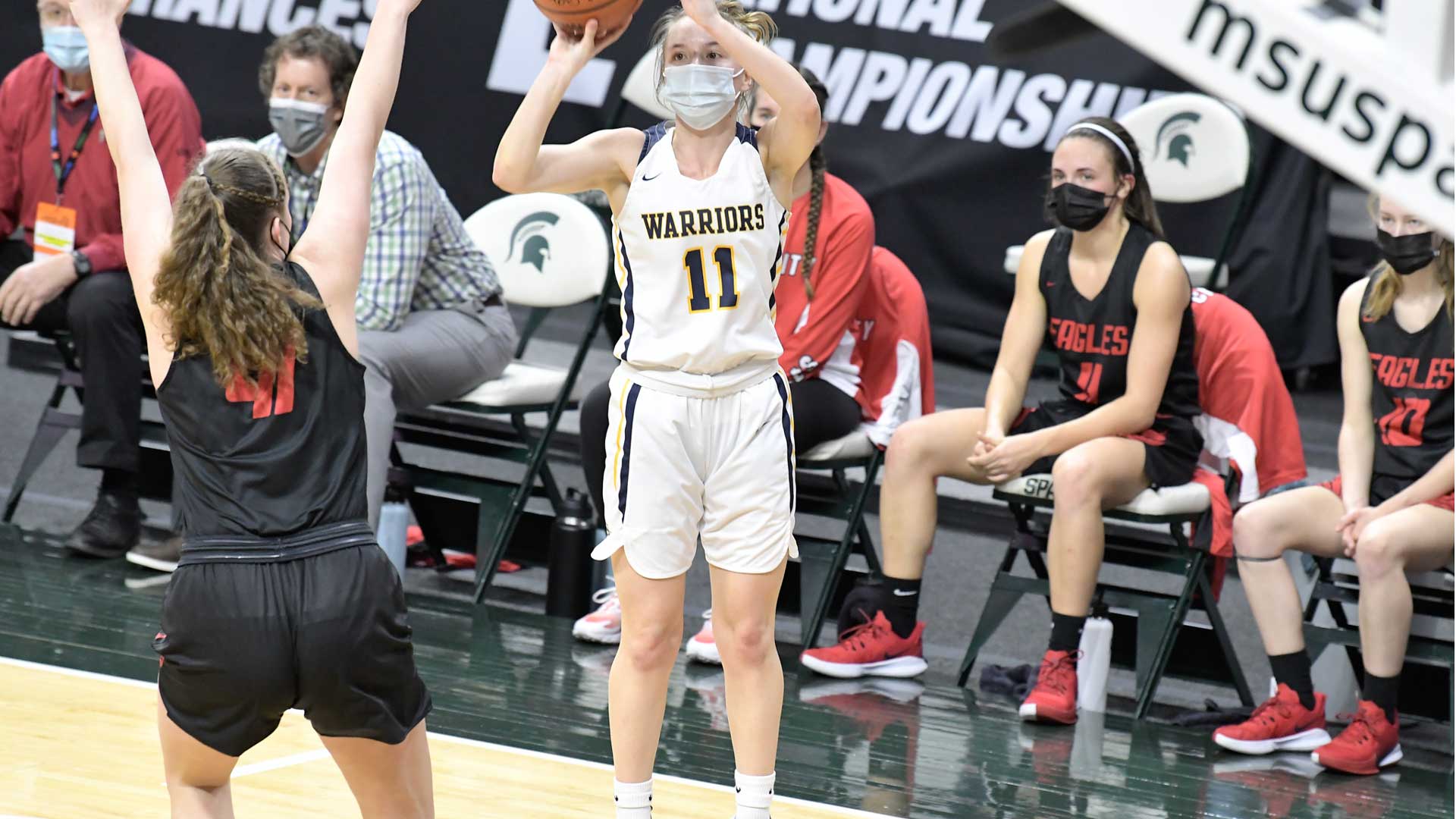 Seniors Help Lead Grass Lake To State Basketball Title - JTV Jackson Seniors Help Lead Grass Lake To State Basketball Title - JTV Jackson