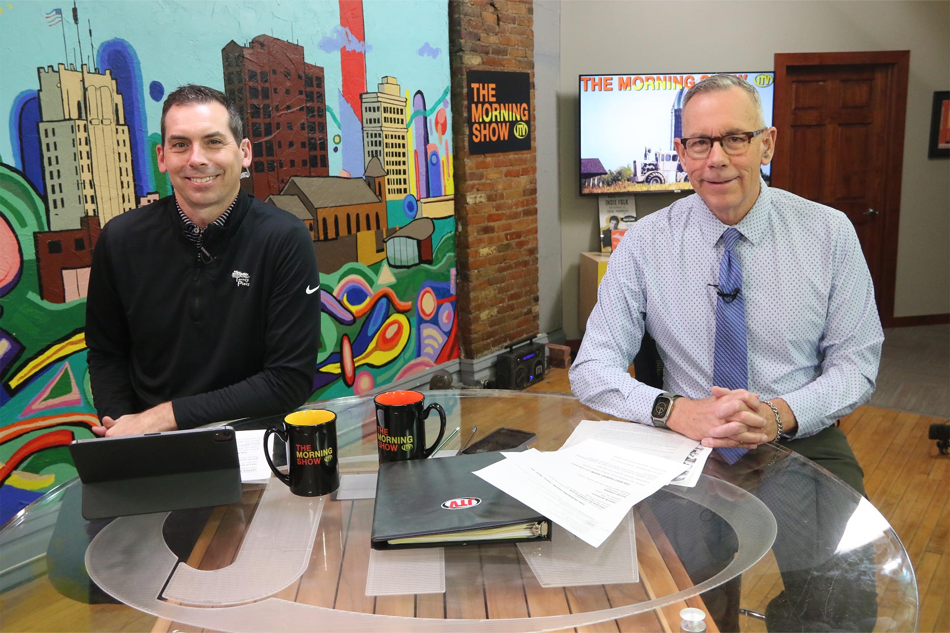 Today’s News – Wednesday November 19th – The Morning Show