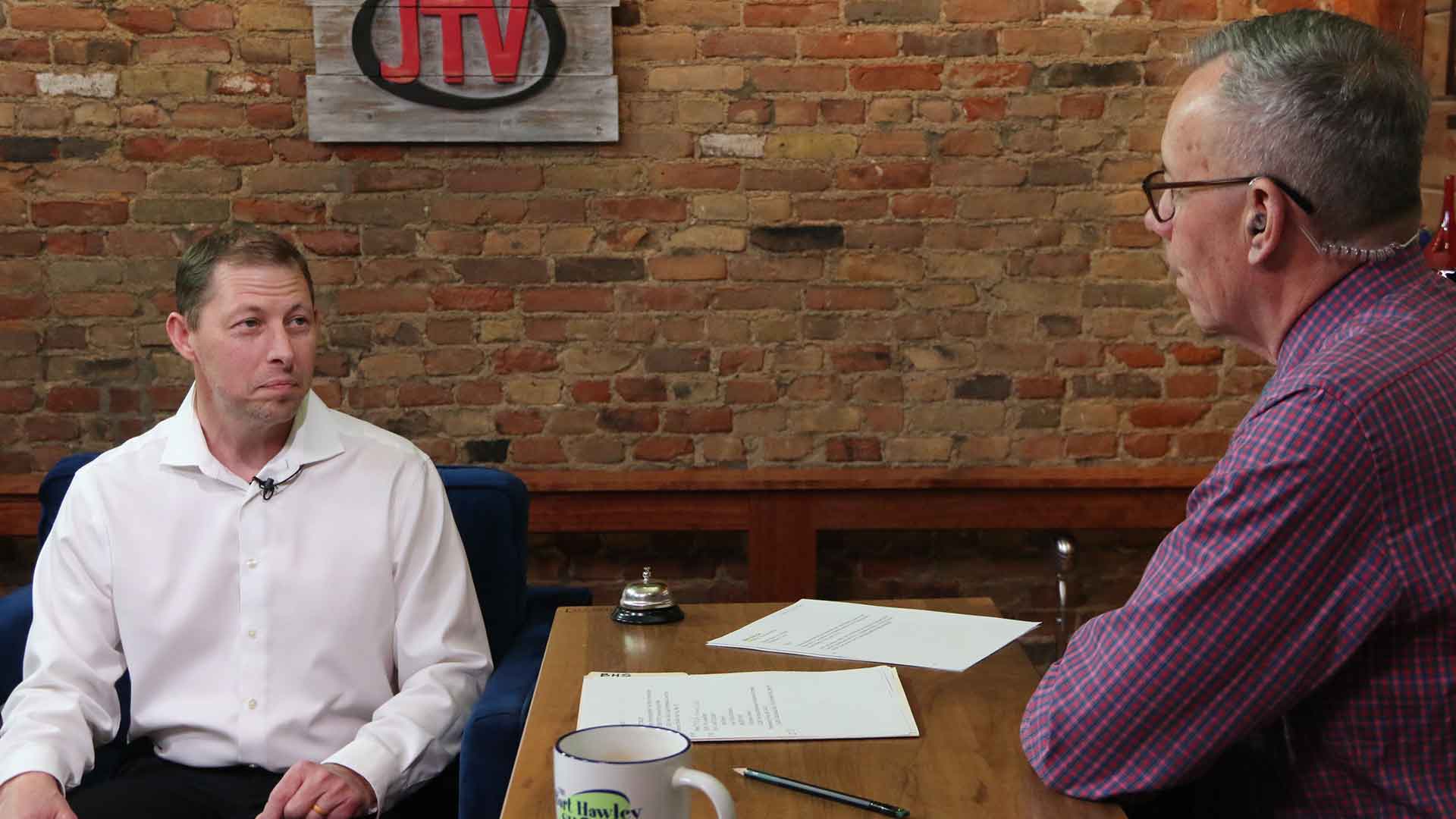 Singer Matt Walch Presents “Love in the Afternoon” on Mother’s Day