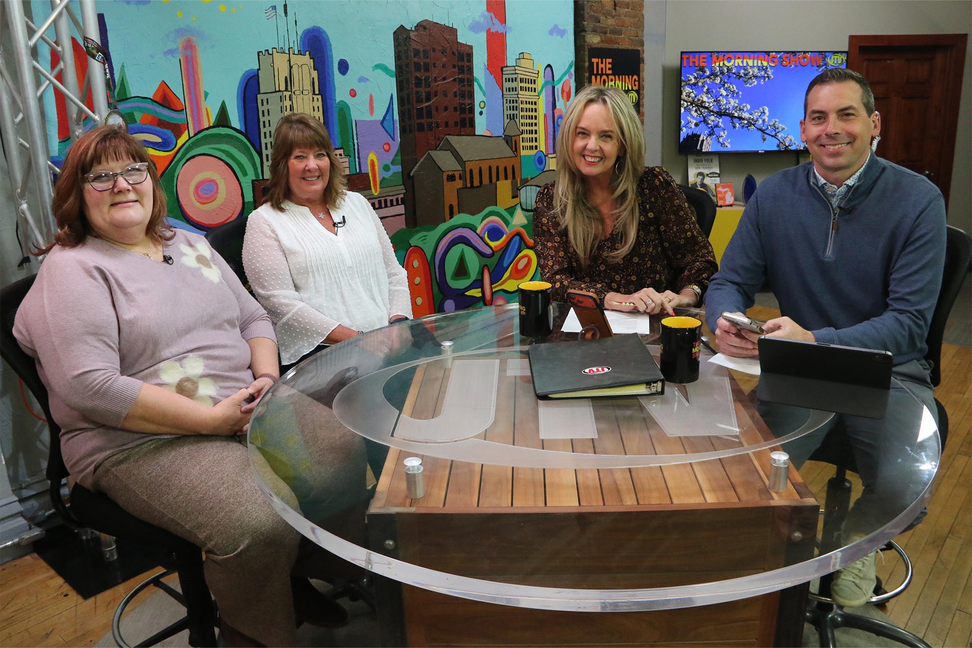 Lori Whitlock & LeeAnn Crouch, Neighborhood Cleaners